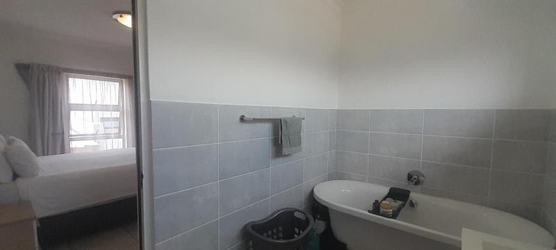 To Let 3 Bedroom Property for Rent in Thatchfield Gauteng