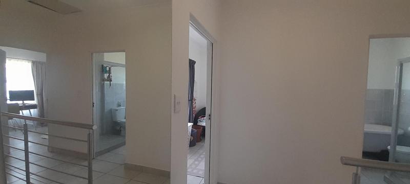 To Let 3 Bedroom Property for Rent in Thatchfield Gauteng