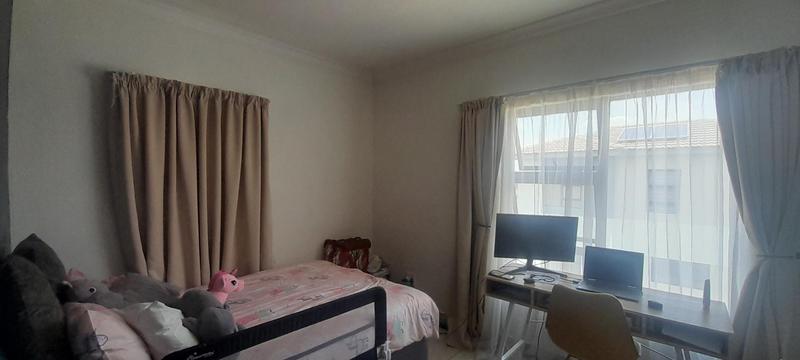 To Let 3 Bedroom Property for Rent in Thatchfield Gauteng