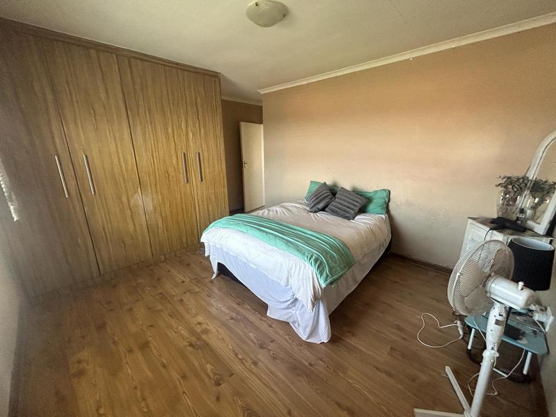 3 Bedroom Property for Sale in Summerfields Estate Gauteng