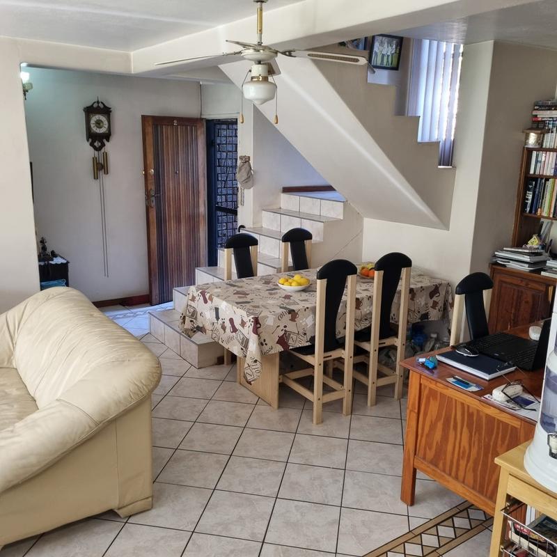 2 Bedroom Property for Sale in Rietfontein Gauteng