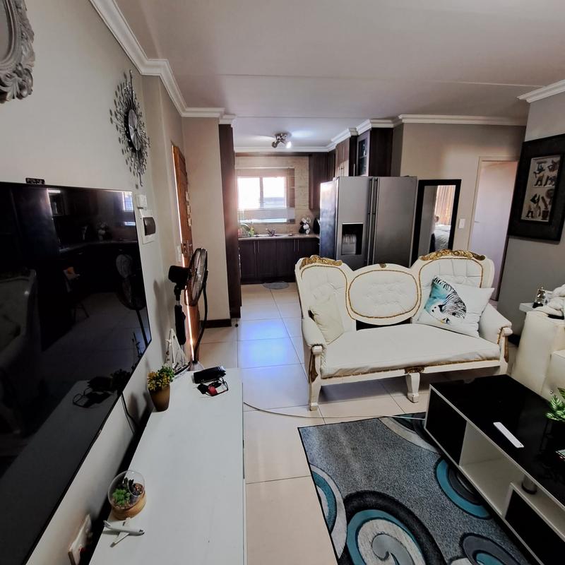 2 Bedroom Property for Sale in Andeon Gauteng