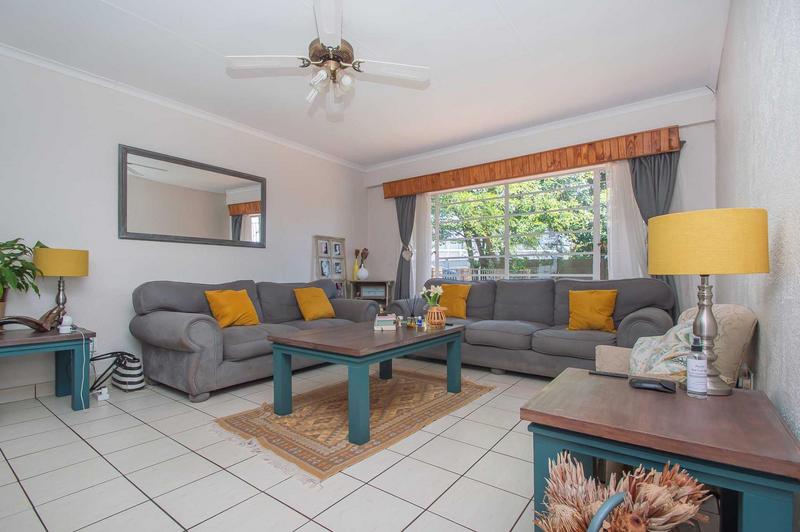 3 Bedroom Property for Sale in Wilro Park Gauteng