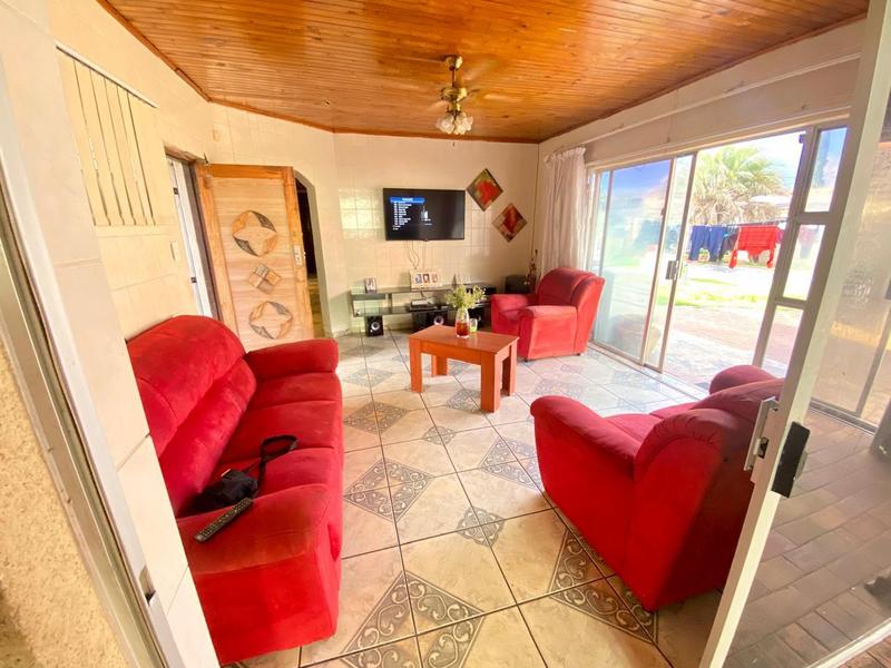 4 Bedroom Property for Sale in Fleurhof Gauteng