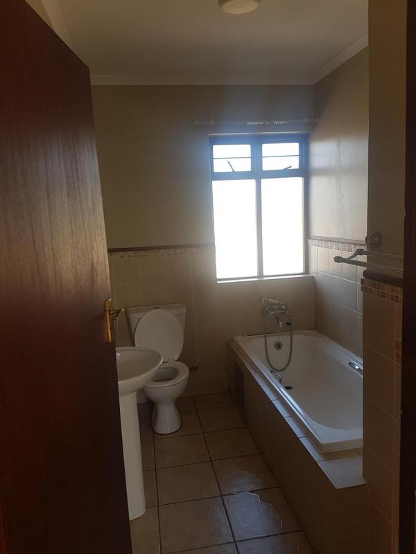 2 Bedroom Property for Sale in Montana Gauteng