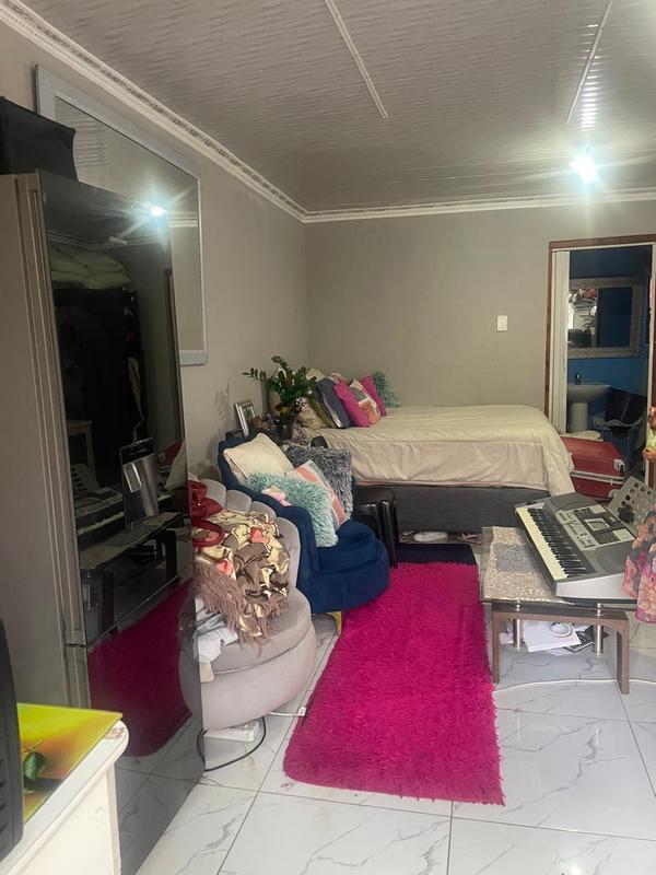 To Let 1 Bedroom Property for Rent in Meredale Gauteng