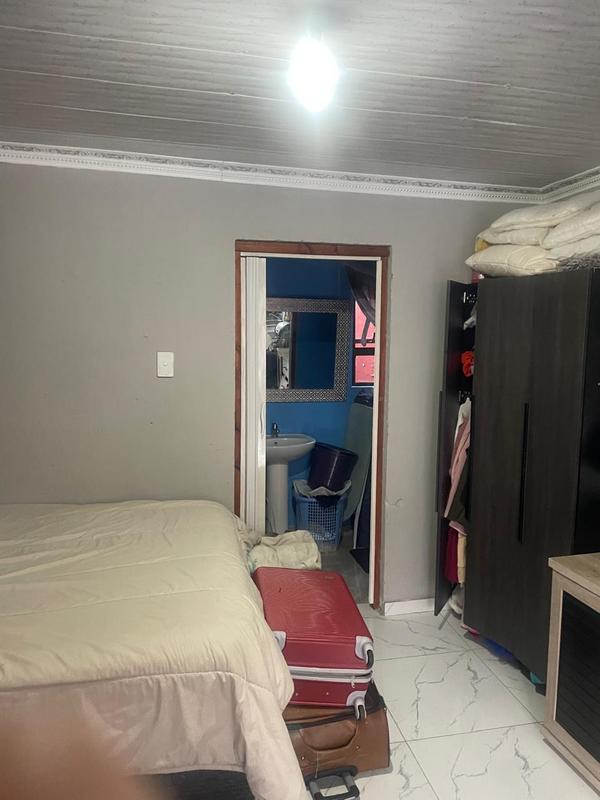 To Let 1 Bedroom Property for Rent in Meredale Gauteng