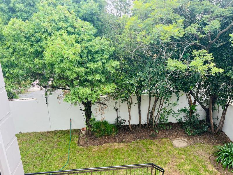 To Let 4 Bedroom Property for Rent in Douglasdale Gauteng