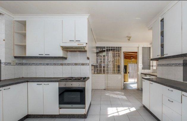 To Let 3 Bedroom Property for Rent in Kensington Gauteng