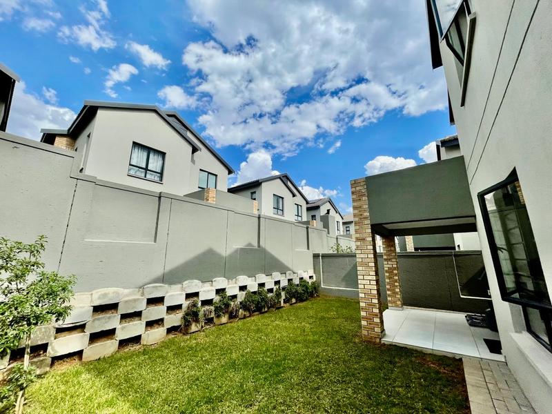 4 Bedroom Property for Sale in Fourways Gauteng