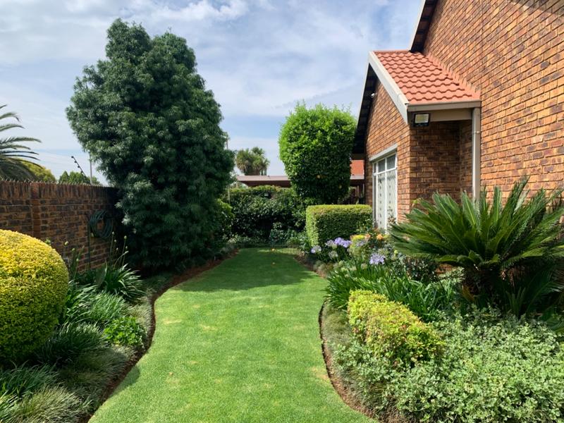 3 Bedroom Property for Sale in Vanderbijlpark SE 3 Gauteng