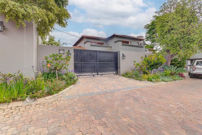 4 Bedroom Property for Sale in Morningside Gauteng