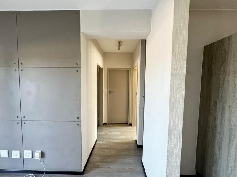 To Let 2 Bedroom Property for Rent in Broadacres Gauteng