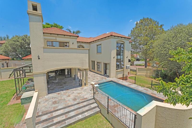 4 Bedroom Property for Sale in Cedar Lakes Gauteng