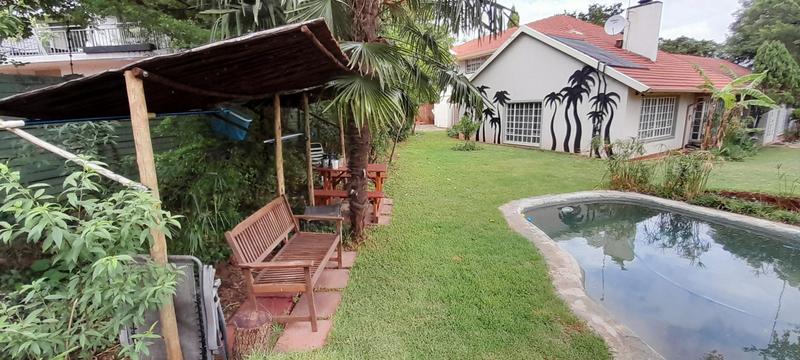 5 Bedroom Property for Sale in Eldoraigne Gauteng