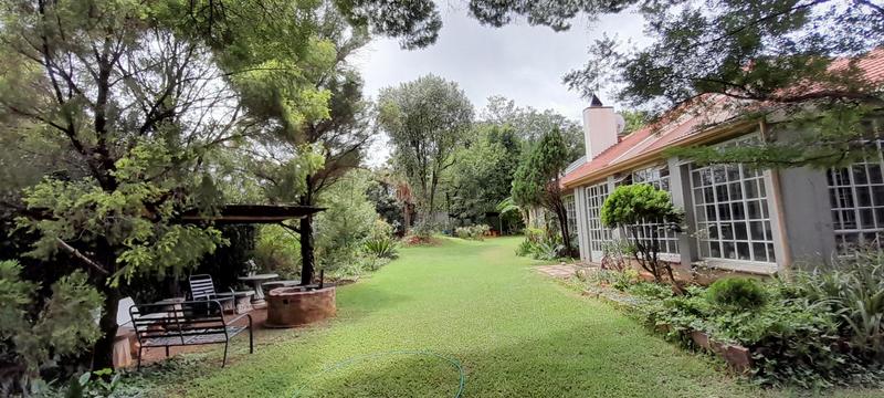 5 Bedroom Property for Sale in Eldoraigne Gauteng