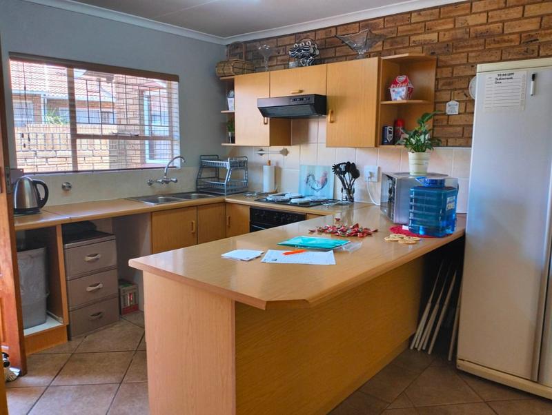 3 Bedroom Property for Sale in Noordheuwel Gauteng