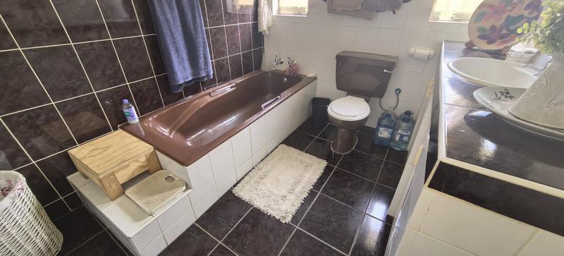 4 Bedroom Property for Sale in Mindalore Gauteng