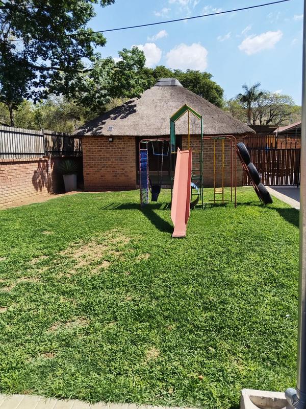 4 Bedroom Property for Sale in Pretoria Gardens Gauteng