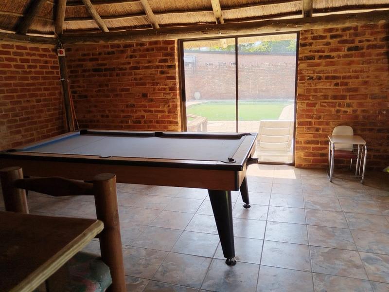 4 Bedroom Property for Sale in Pretoria Gardens Gauteng