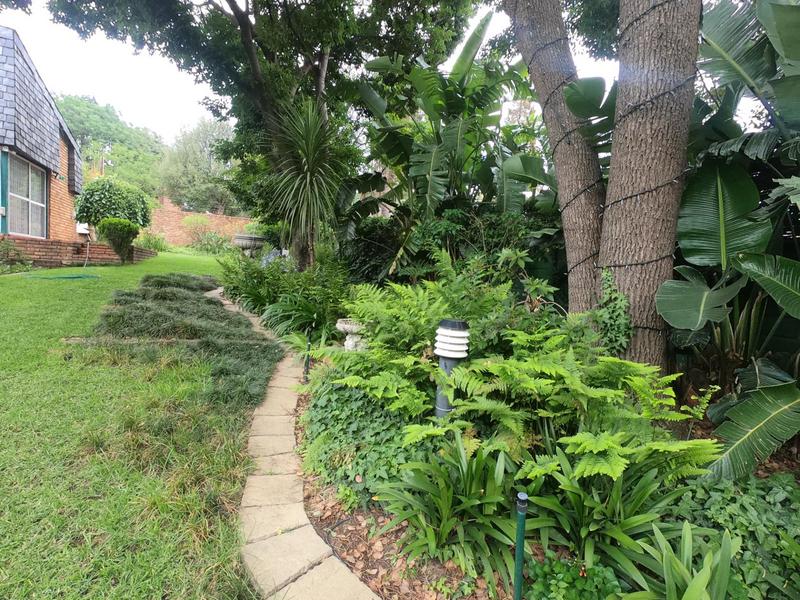 4 Bedroom Property for Sale in Morningside Manor Gauteng