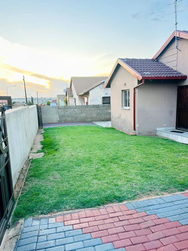 3 Bedroom Property for Sale in Kagiso Gauteng