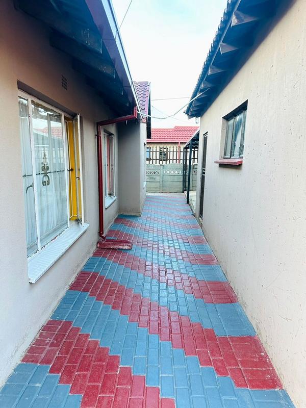 3 Bedroom Property for Sale in Kagiso Gauteng