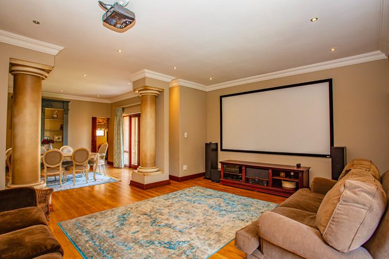 5 Bedroom Property for Sale in Midstream Estate Gauteng