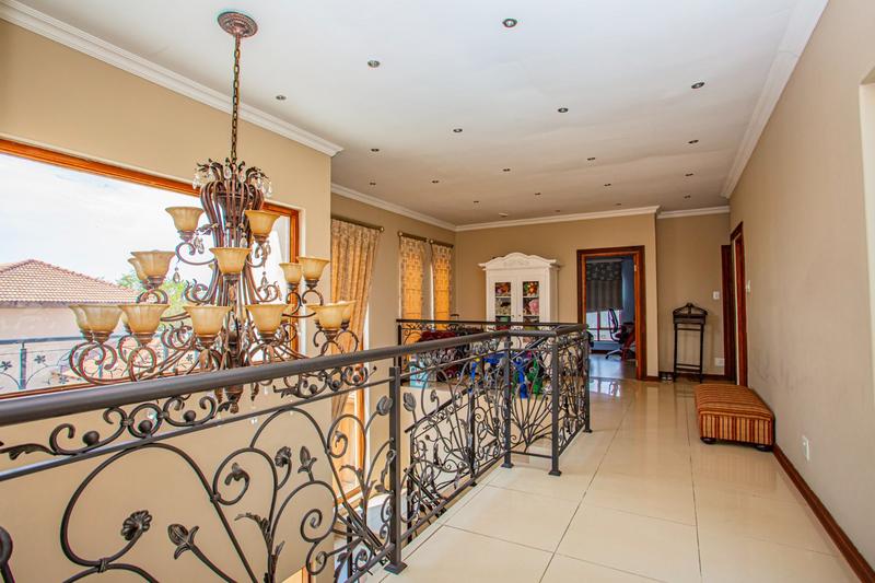 5 Bedroom Property for Sale in Midstream Estate Gauteng