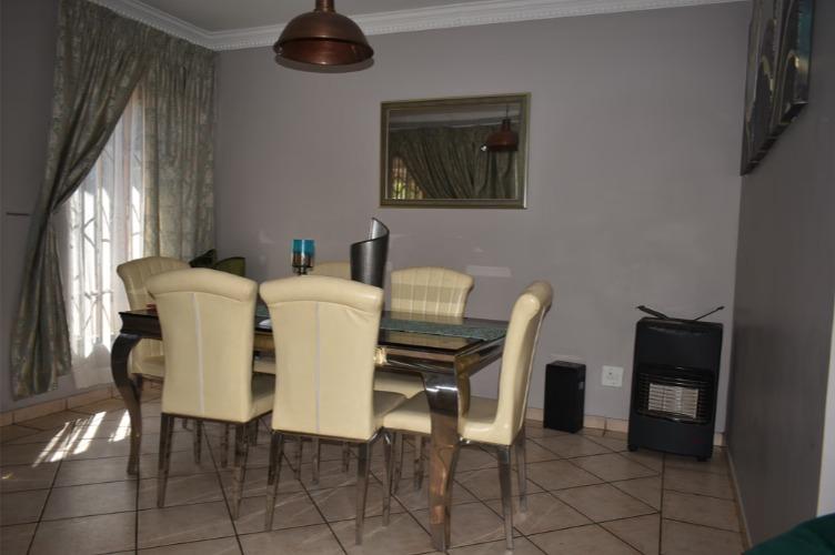 3 Bedroom Property for Sale in Heatherview Gauteng