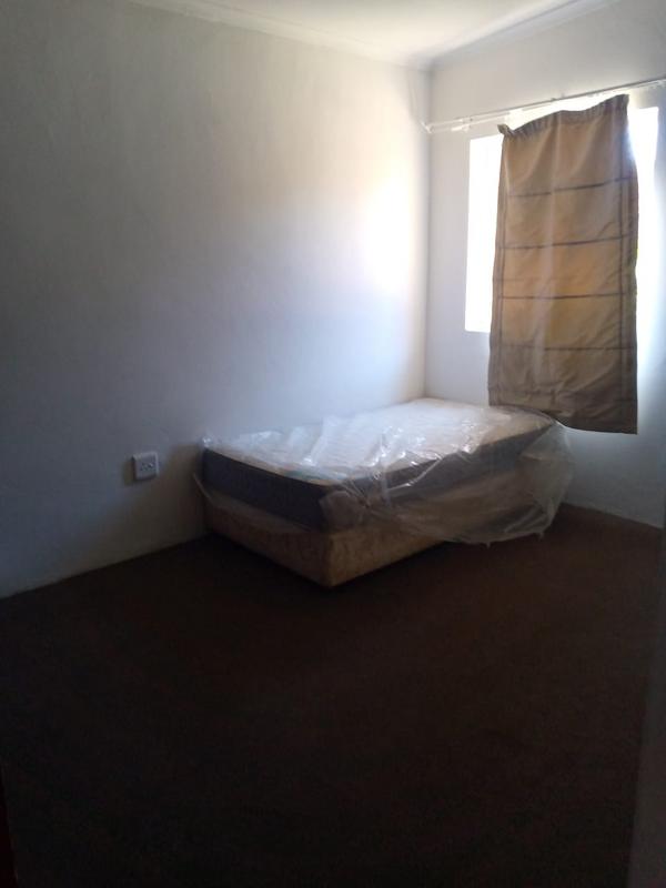 To Let 1 Bedroom Property for Rent in Wychwood Gauteng