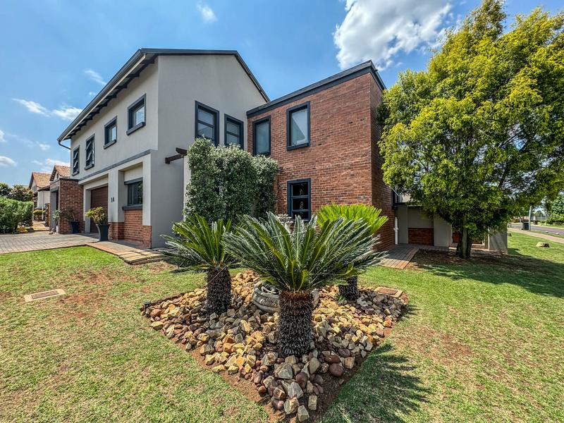 4 Bedroom Property for Sale in Midlands Estate Gauteng