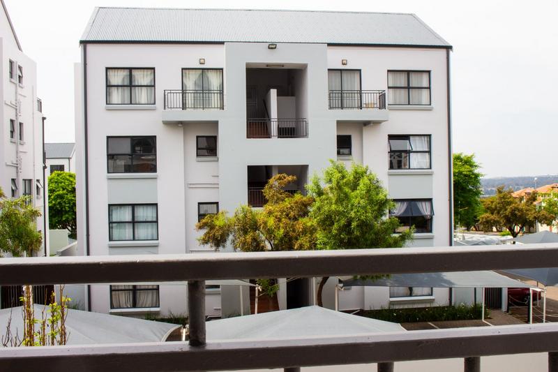 2 Bedroom Property for Sale in Greenstone Ridge Gauteng