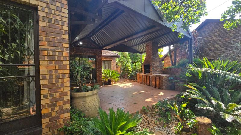 3 Bedroom Property for Sale in Wonderboom Gauteng