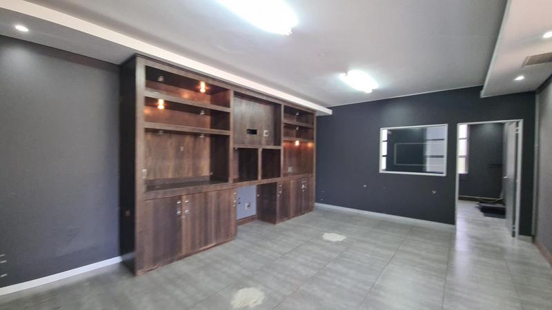 Commercial Property for Sale in Die Wilgers Gauteng