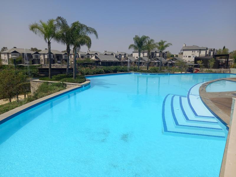 To Let 2 Bedroom Property for Rent in Waterfall Gauteng