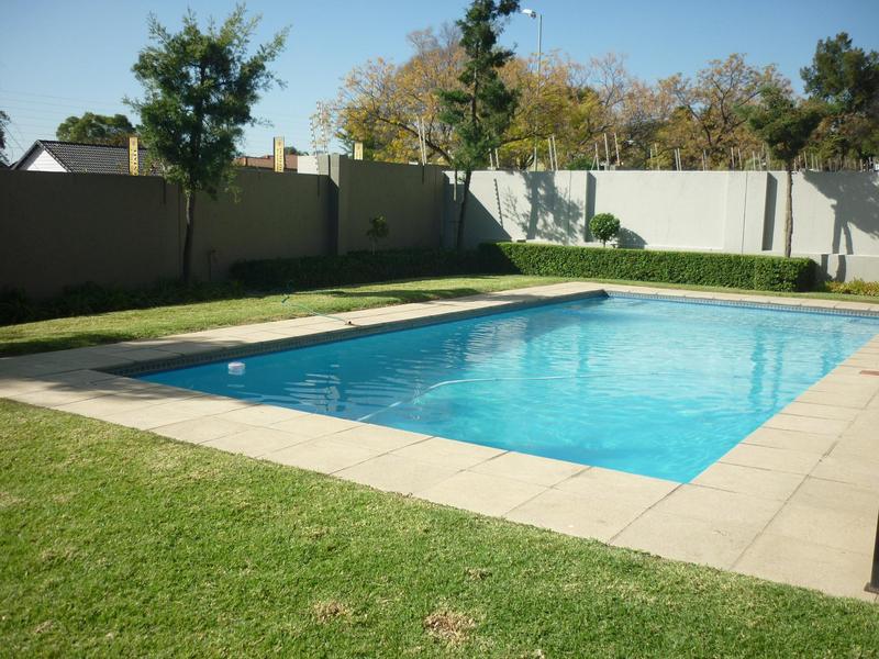 3 Bedroom Property for Sale in Lonehill Gauteng