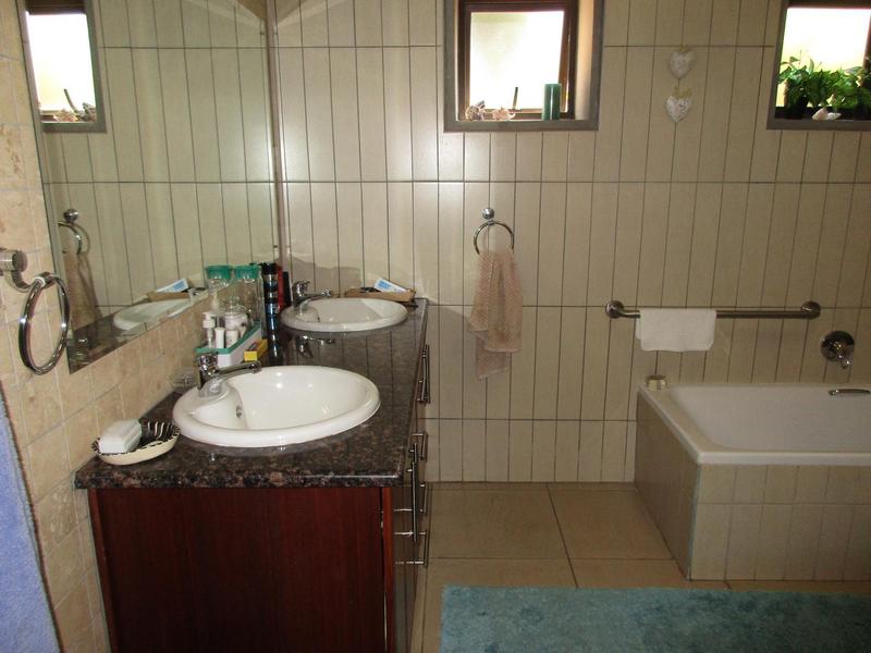 2 Bedroom Property for Sale in Retire at Midstream Gauteng