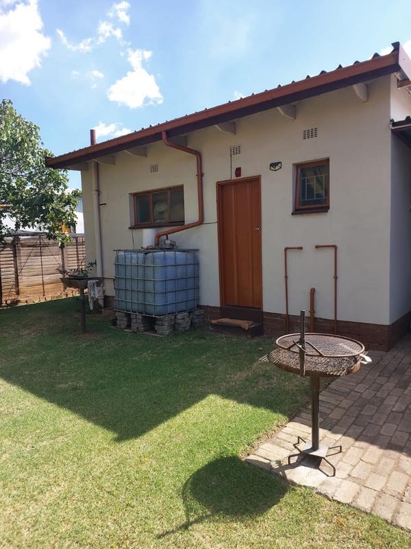 3 Bedroom Property for Sale in Vanderbijlpark SE 6 Gauteng