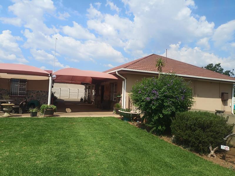 6 Bedroom Property for Sale in Riversdale Gauteng