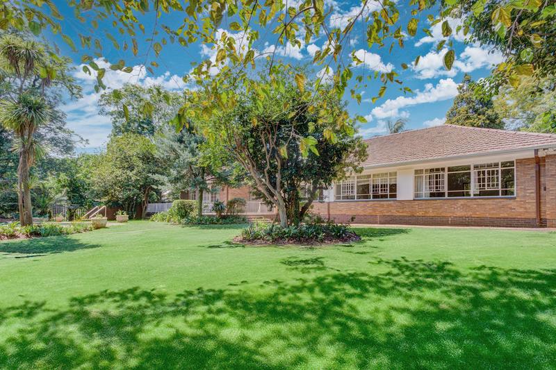 3 Bedroom Property for Sale in Saxonwold Gauteng