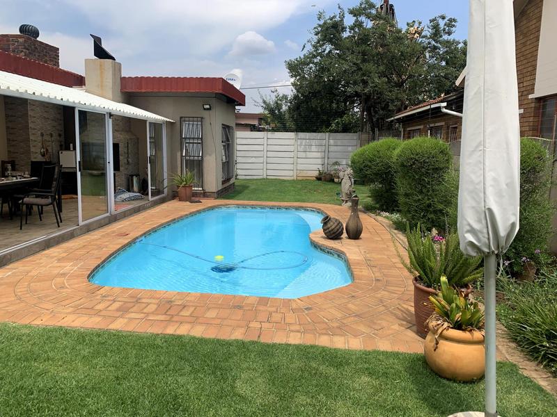 4 Bedroom Property for Sale in Parkrand Gauteng