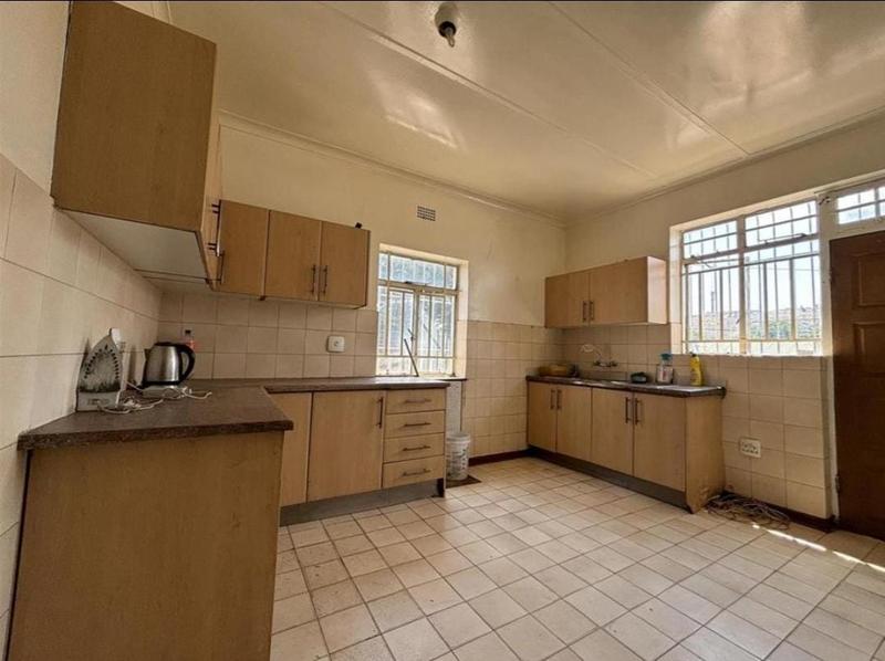 To Let 2 Bedroom Property for Rent in Bezuidenhout Valley Gauteng