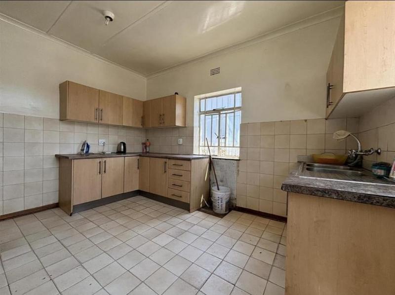 To Let 2 Bedroom Property for Rent in Bezuidenhout Valley Gauteng