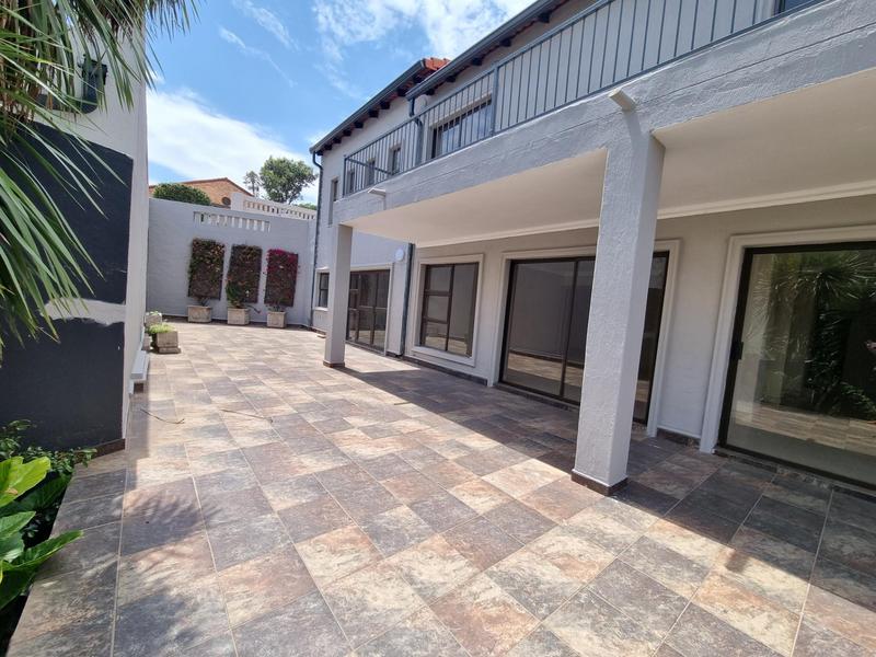 To Let 4 Bedroom Property for Rent in Waterkloof A H Gauteng