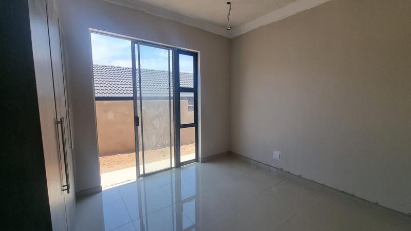 3 Bedroom Property for Sale in Eldoraigne Gauteng