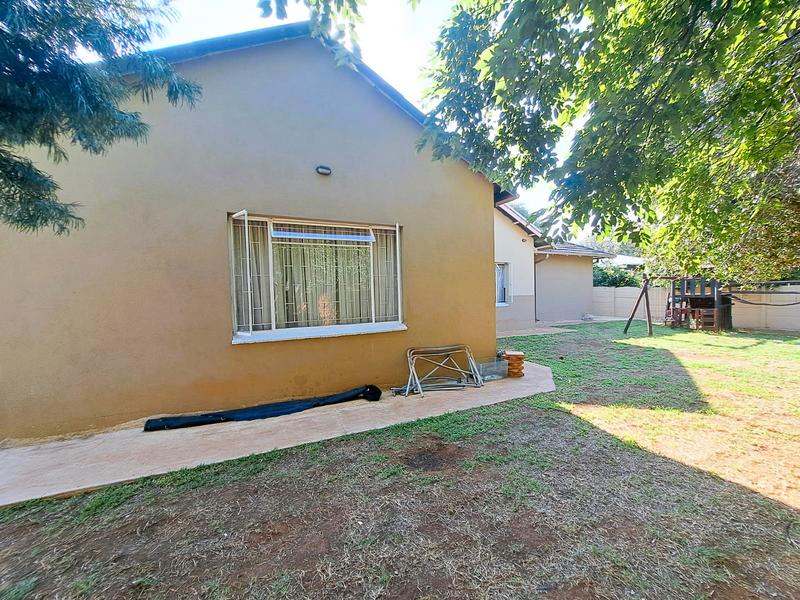 5 Bedroom Property for Sale in Lyttelton Gauteng