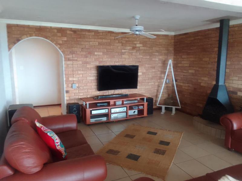 3 Bedroom Property for Sale in Bronkhorst Bay Gauteng