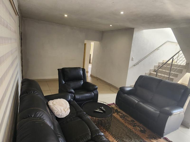 4 Bedroom Property for Sale in Mamelodi Gauteng