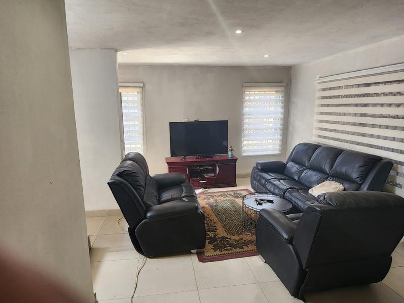 4 Bedroom Property for Sale in Mamelodi Gauteng